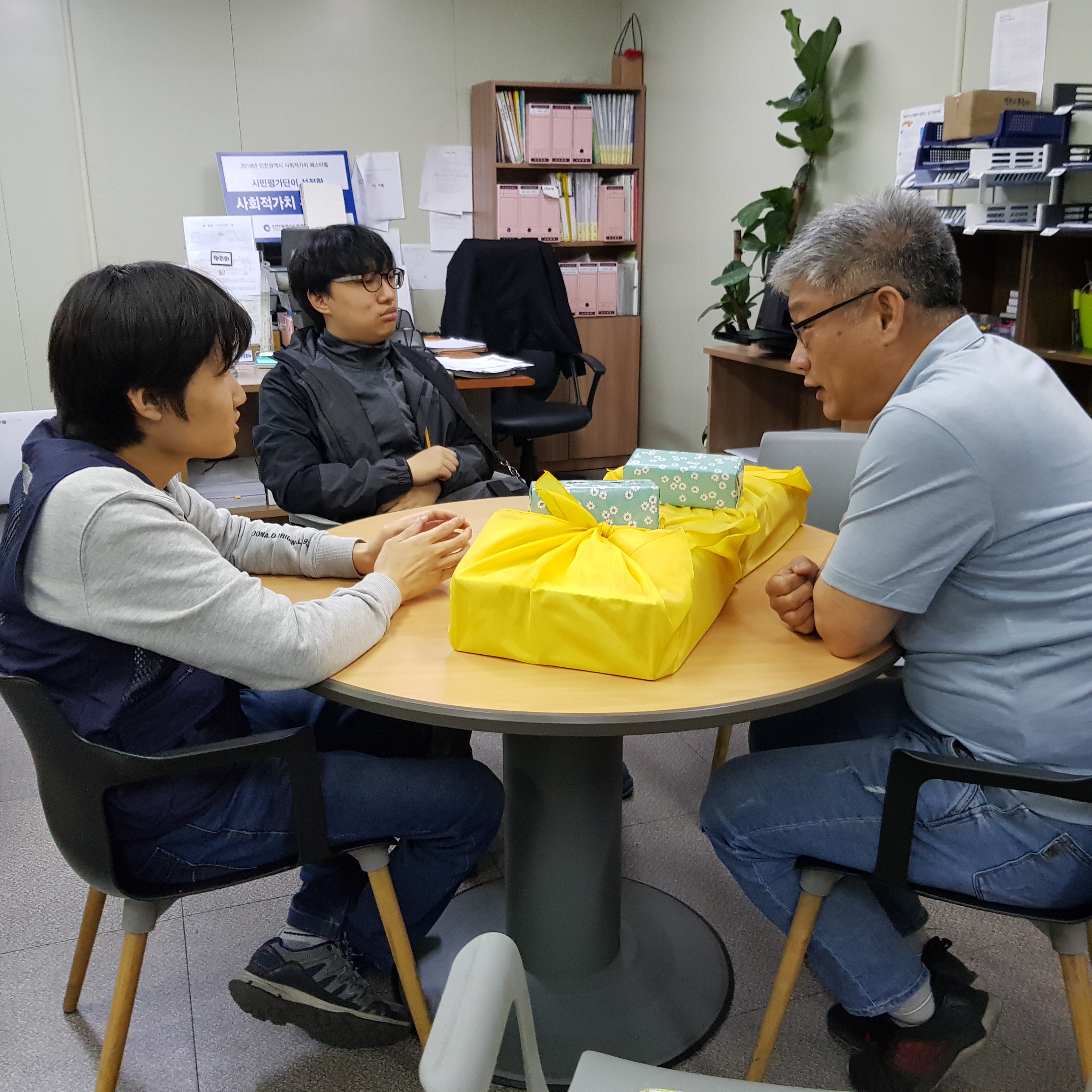 ‘근로자의 날’ 전직원들에게 망고선물로 감사의 마음 전달(2020.4)의 사진 3